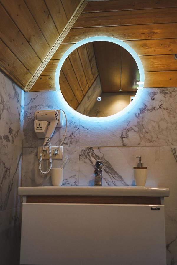Misty Rocks Kazbegi Apartment ภายนอก รูปภาพ